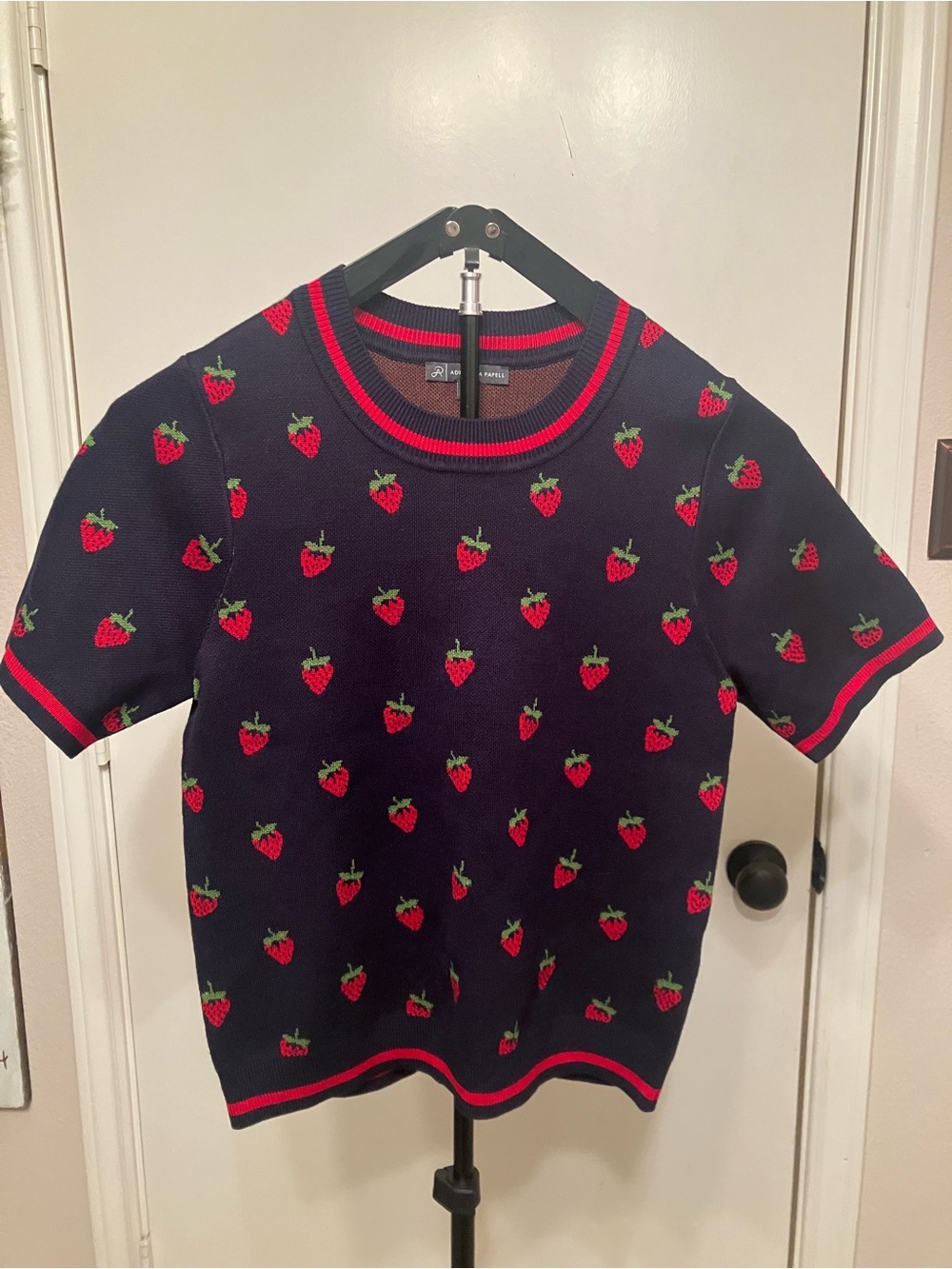 Adrianna Papell Strawberry Motif Short Sleeve Knit Sweater Top Navy Blue Size S